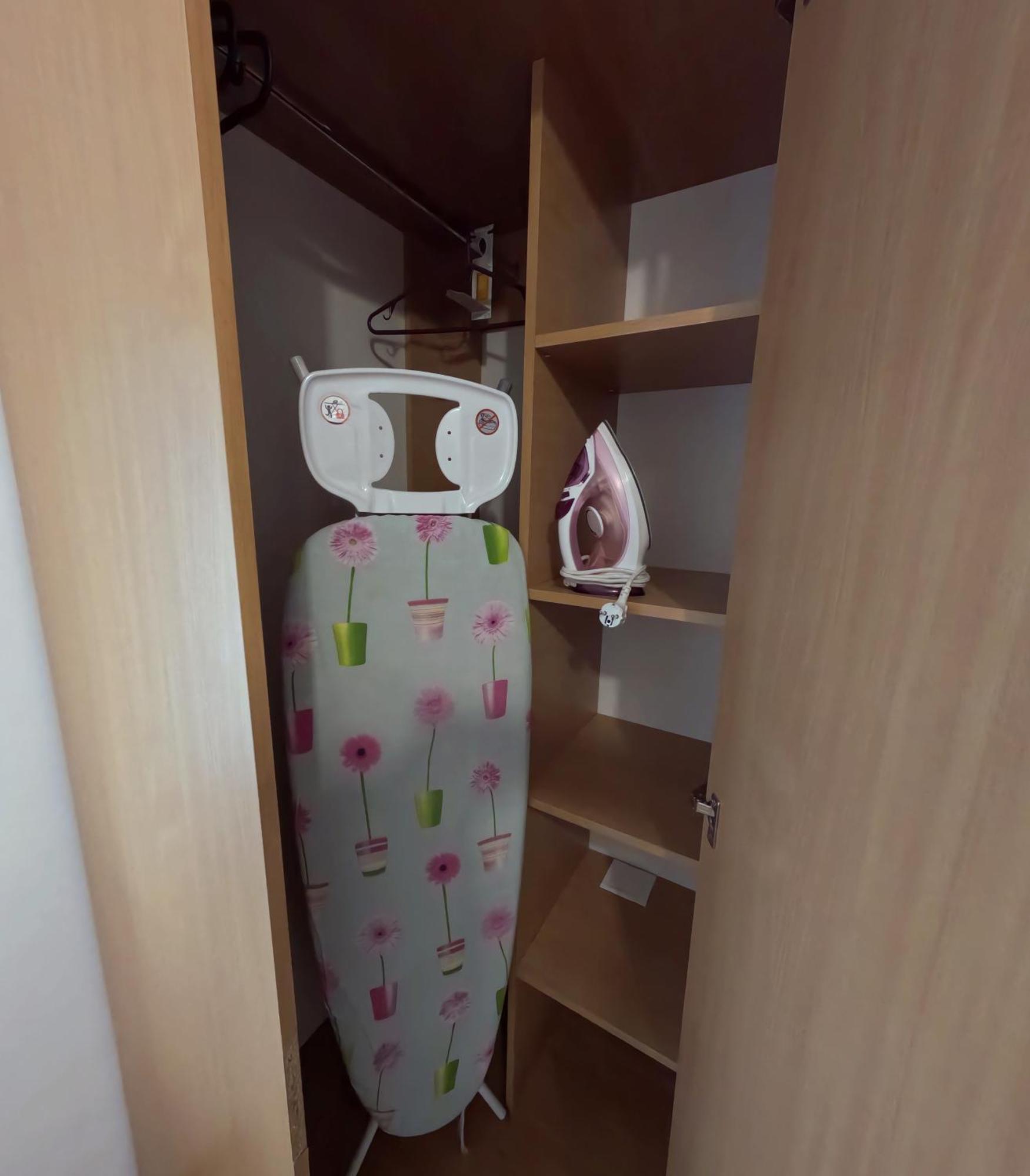 E&C Aparthotel Bucharest Mall, Unirii Area Ngoại thất bức ảnh
